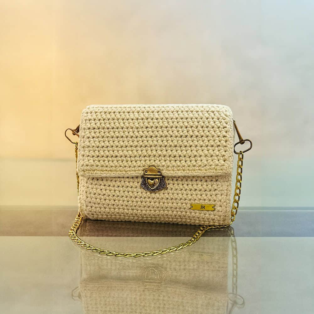 ChatGPT 1000χ1000-14 Πλεκτή Τσάντα White Grace - Image 1