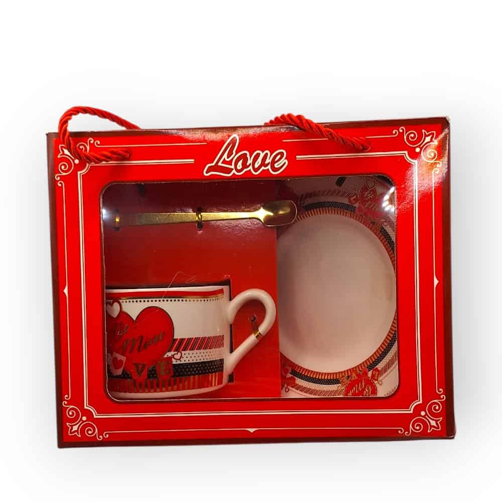 Σετ Κούπα Love με Πιατάκι & Κουταλάκι | Άγιος Βαλεντίνος Σετ δώρου Love με κούπα, πιατάκι και κουταλάκι σε κόκκινη συσκευασία – δώρο Αγίου Βαλεντίνου