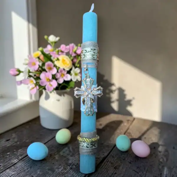 πασχαλινή λαμπάδα με σταυρό κόσμημα χειροποίητη oneforalls