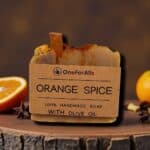 Χειροποίητο φυσικό σαπούνι Orange Spice με ελαιόλαδο και βουβαλίσιο γάλα 130-145g, αιθέρια έλαια πορτοκάλι και γκρέιπφρουτ